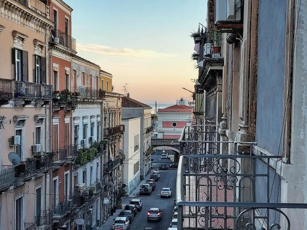 Ciabattine Art Apartment Catania Esterno foto